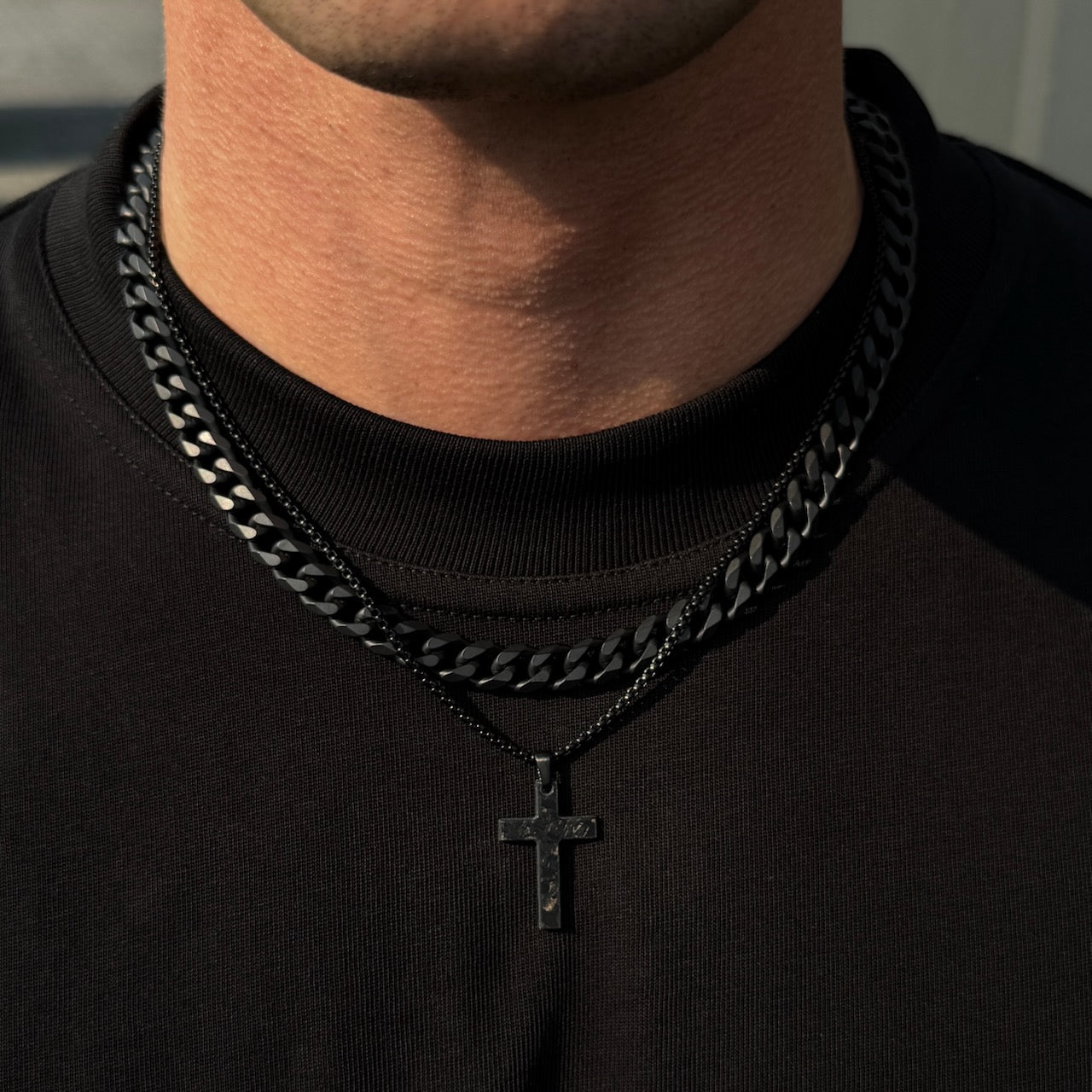 Tragefoto Black Vaith Slim Bundle