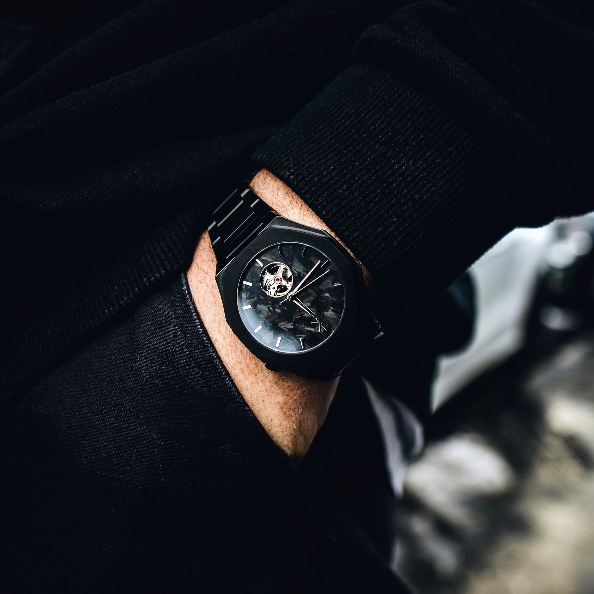 KOHLENSTOFF 12 - 650 - BLACK AUTOMATIC